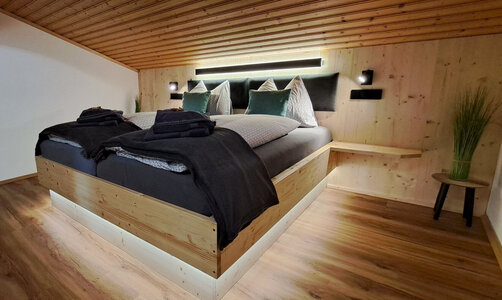 News_0003_Hintergrund