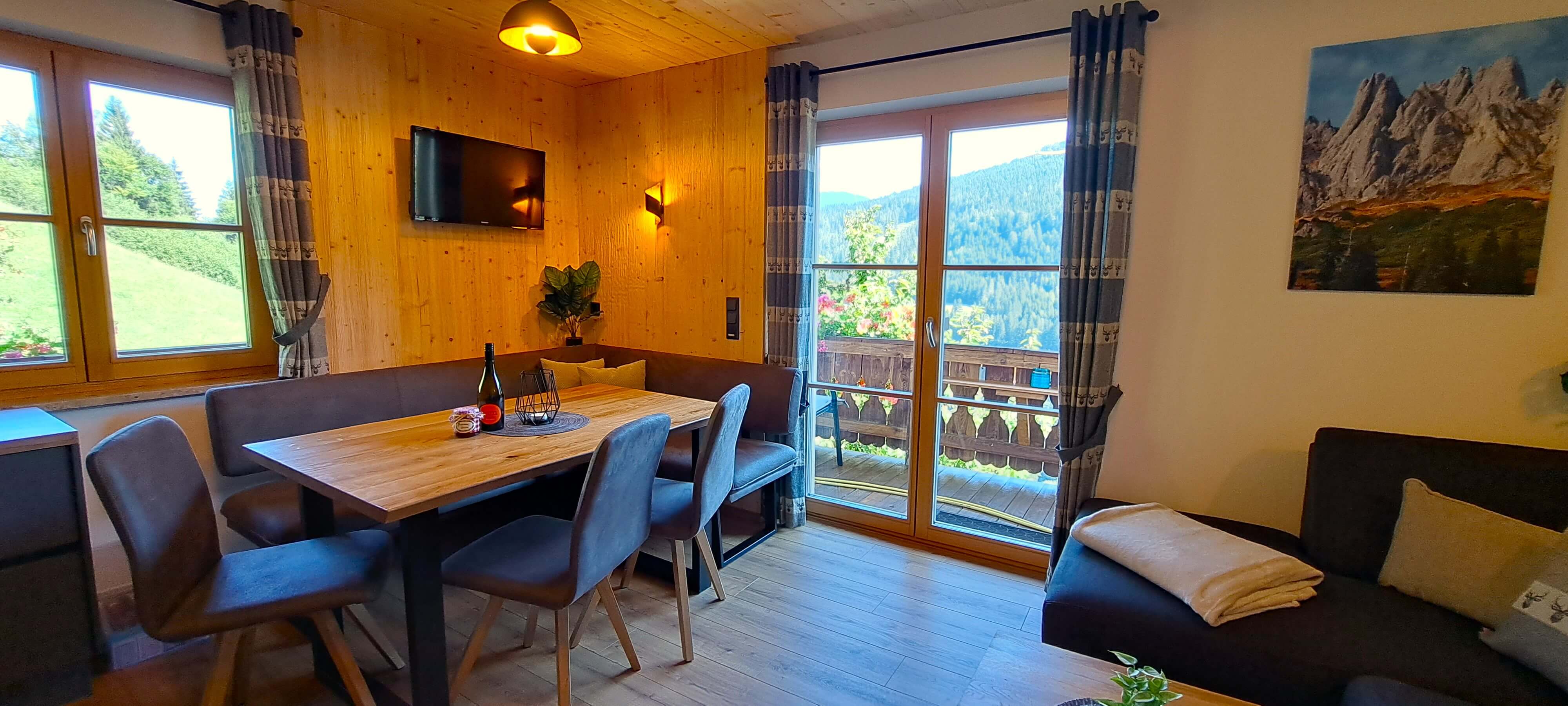 Großer Essens-Bereich im Apartment 6 Personen
